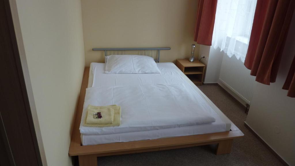 Hotel THT Polička Zimmer foto